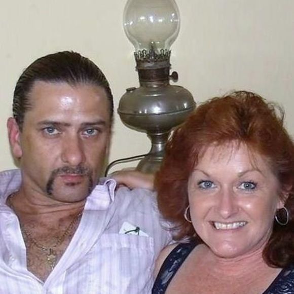 Meet your Posher, Sandy - Picture 1 of 1